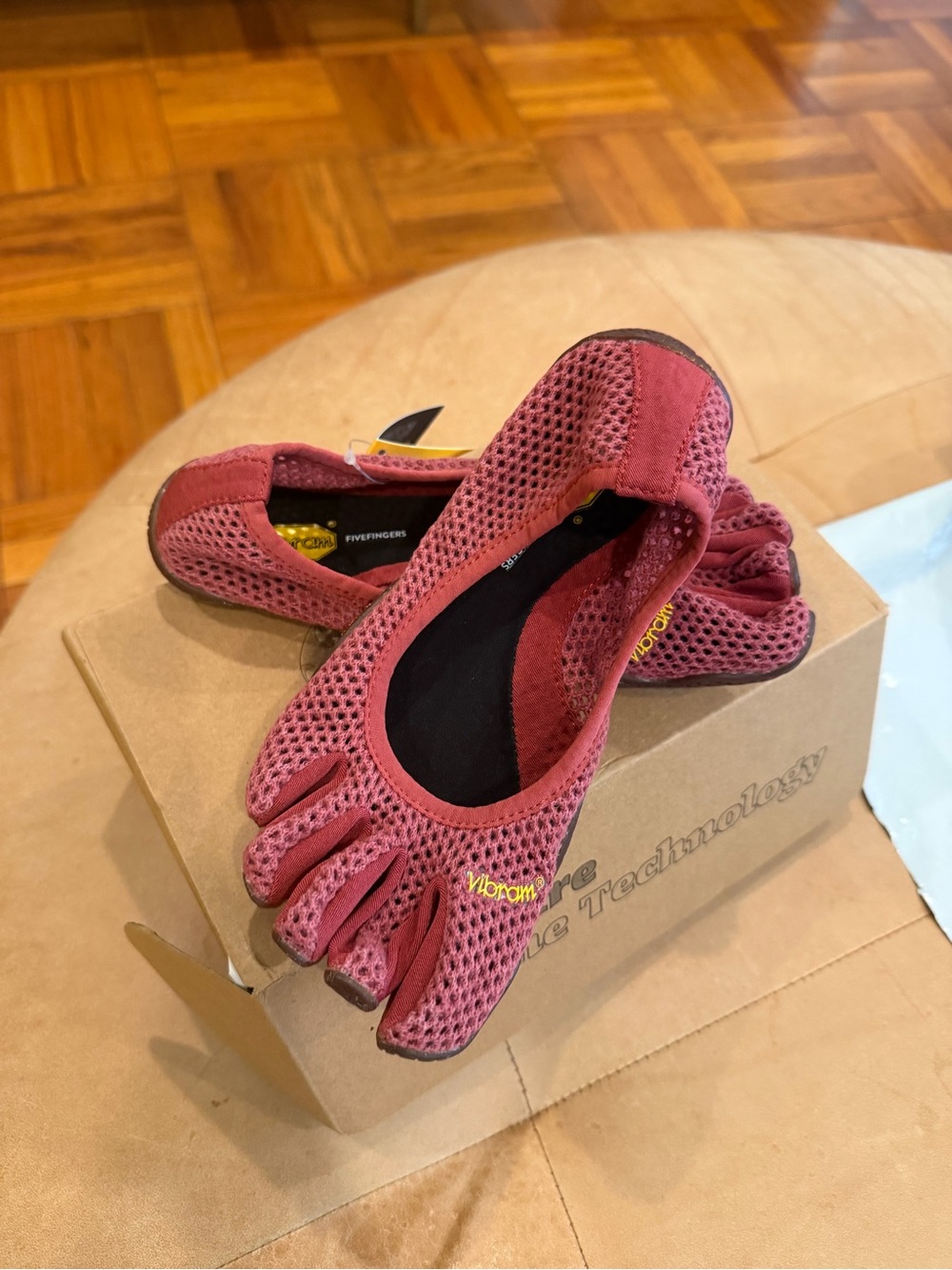 Vibram FiveFingers Women's vi-b eco